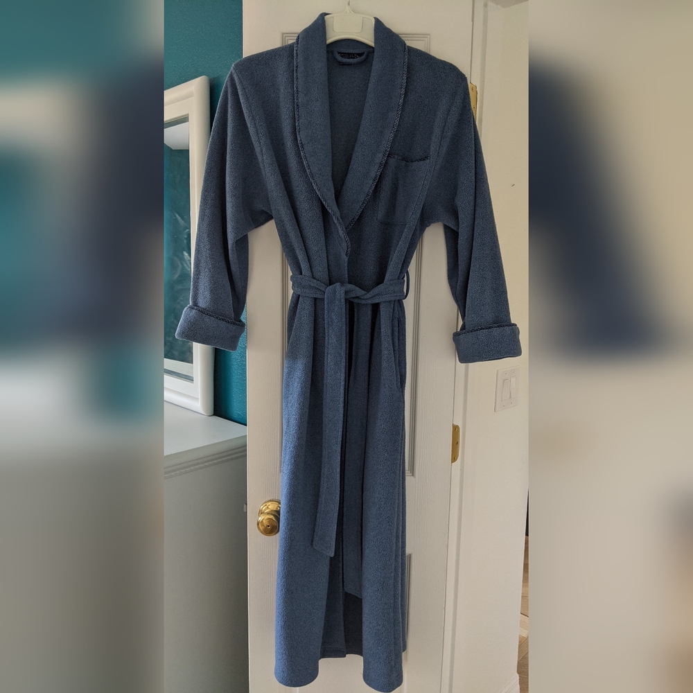 Charter Club blue Fleece Robe, Small